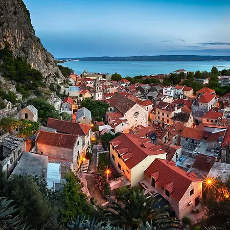 Beach Mala Luka Omiš