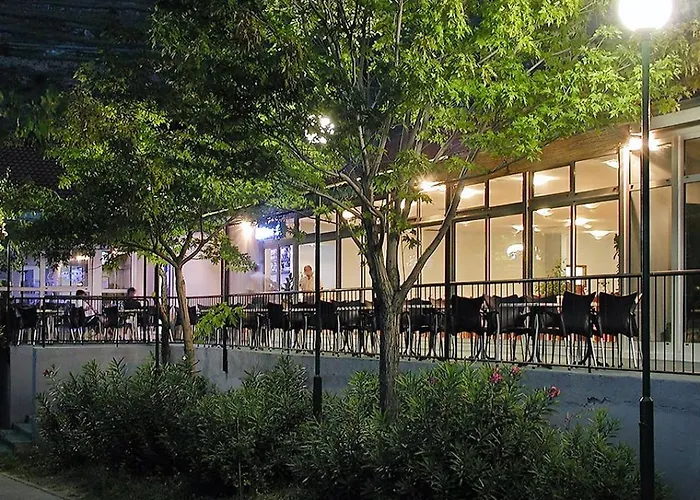 Mala Luka Θέρετρο Omiš