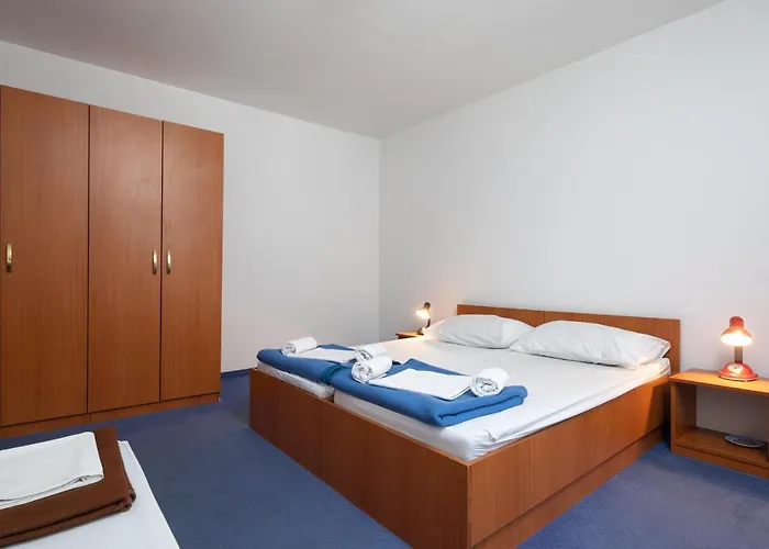 Mala Luka Θέρετρο Omiš